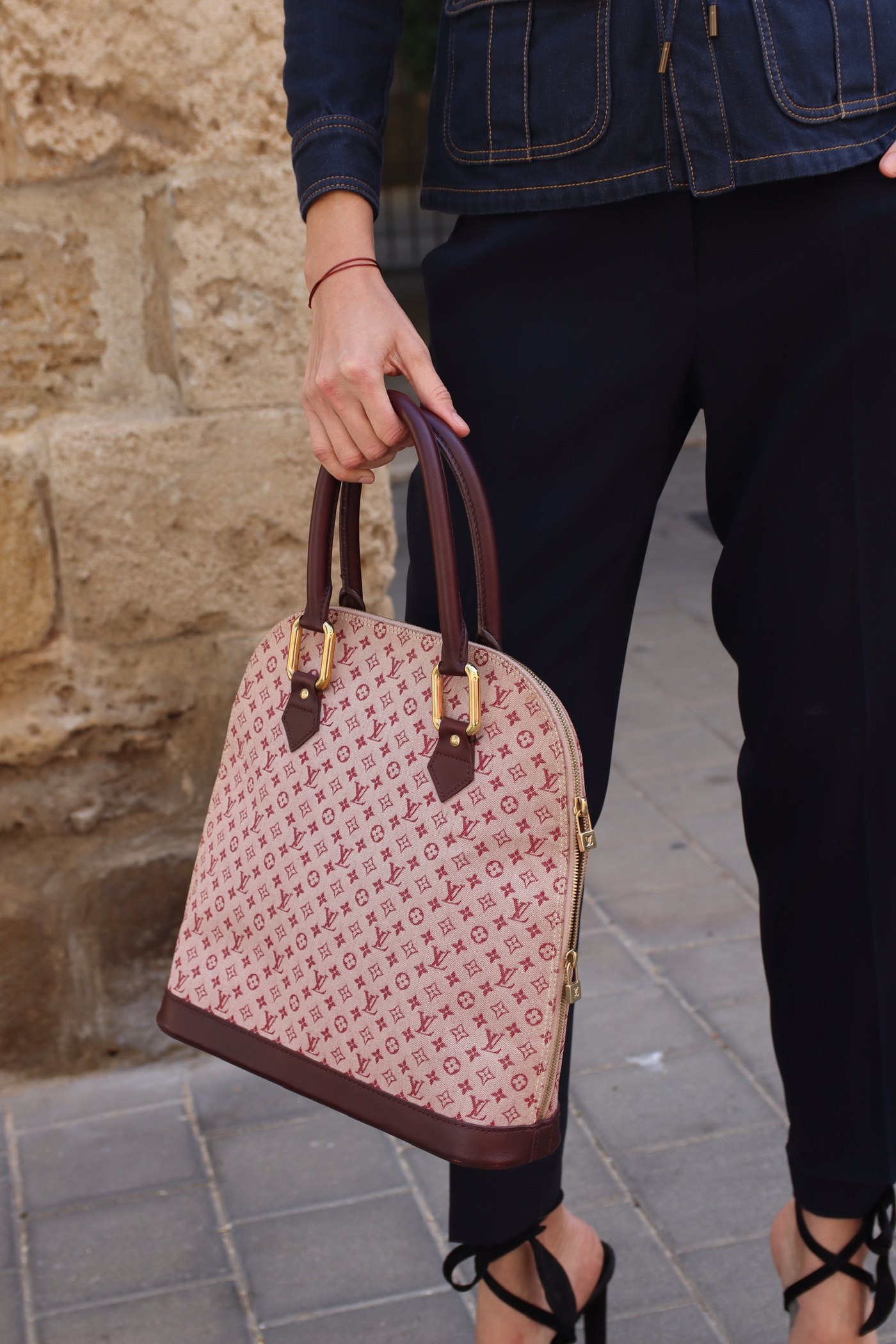 The bag carried along the street